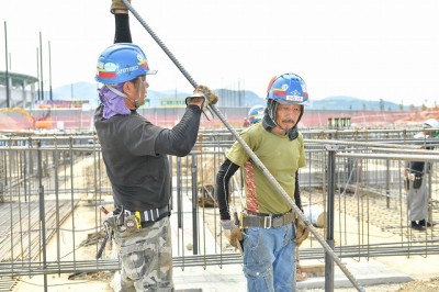 施工実績　１　長崎　有限会社前田鉄筋工業